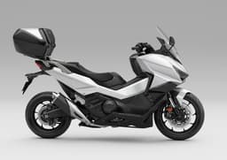 Honda Forza 750