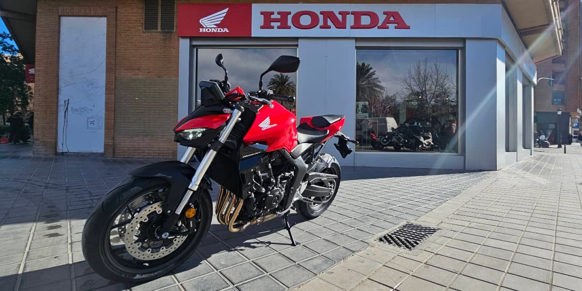 Más de 30 años como <strong>concesionario oficial de Honda</strong>