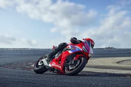 Honda CBR650R