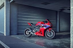 Honda CBR650R