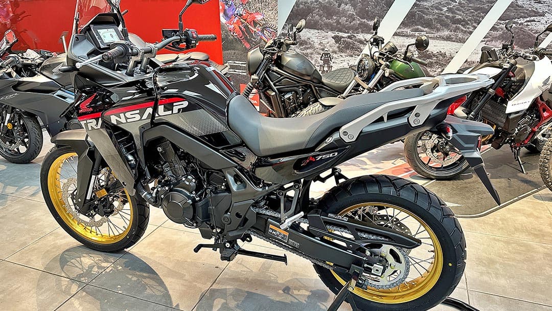 Honda Transalp 750