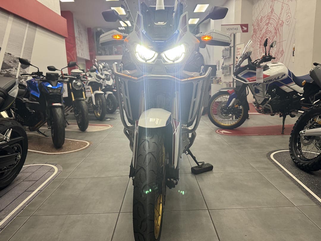 Honda Africa Twin Adventure Ocasion KM0 garantizada