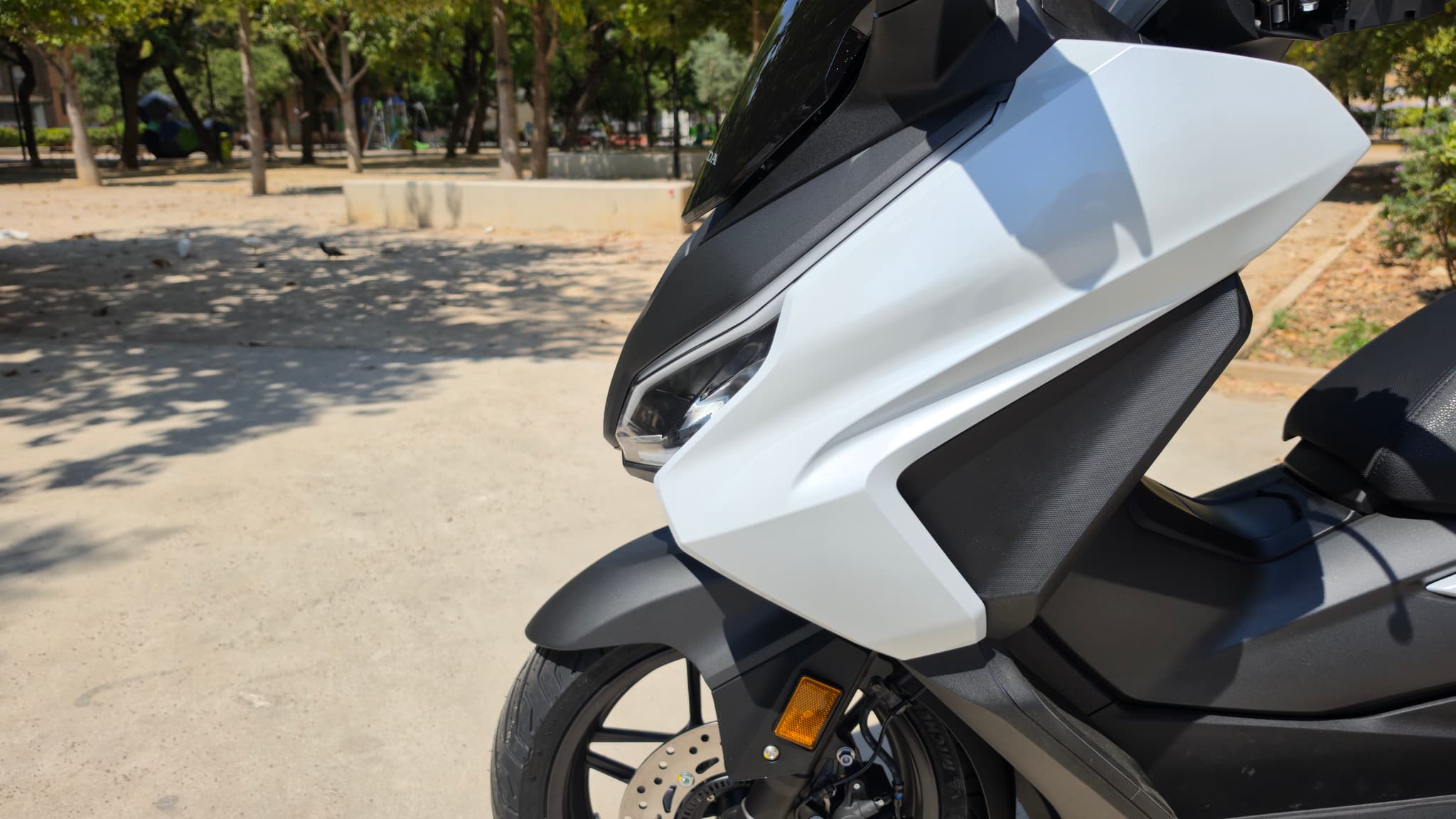 Scooter Honda Forza 125 blanco