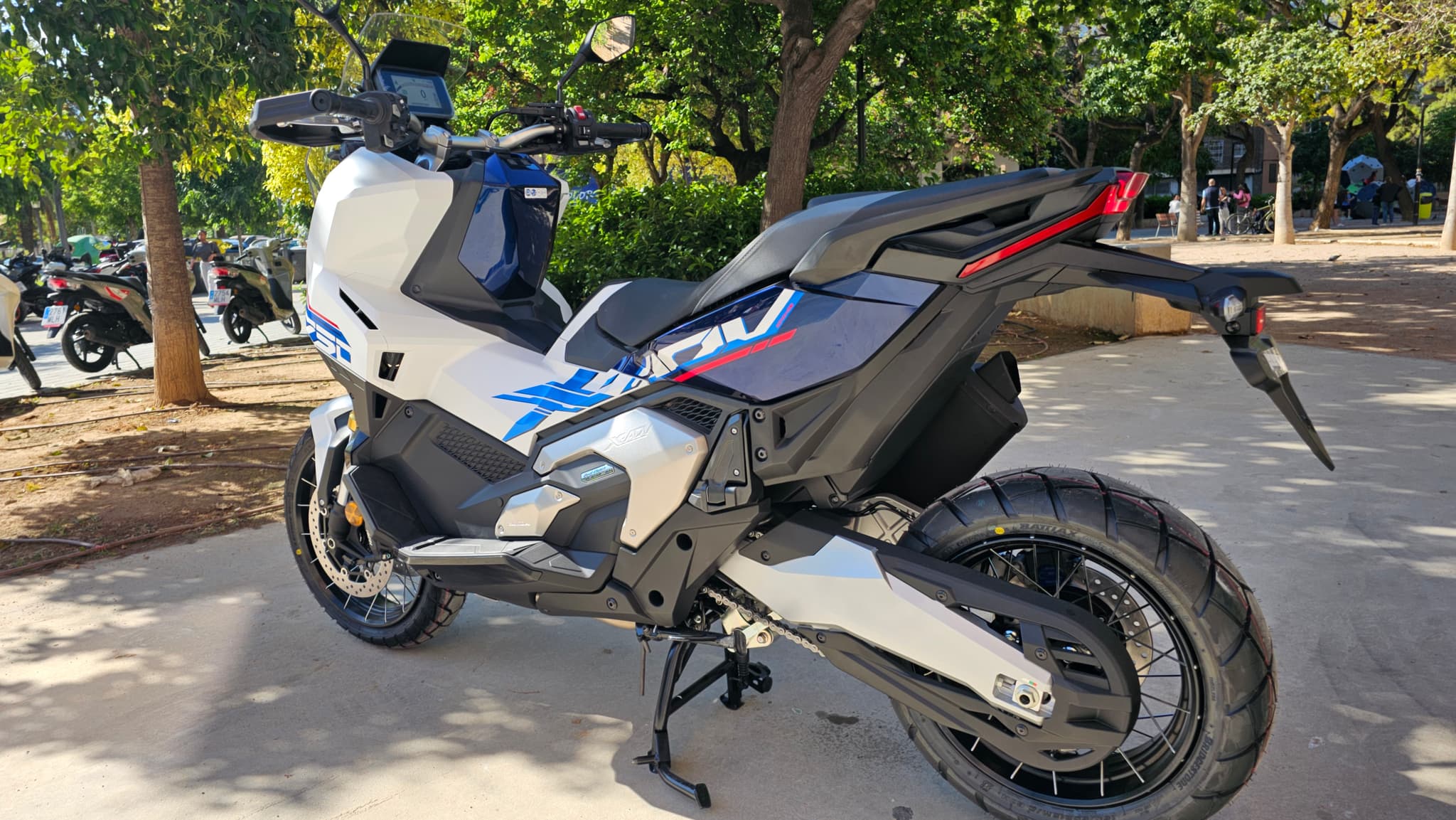 Honda X-adv 2026
