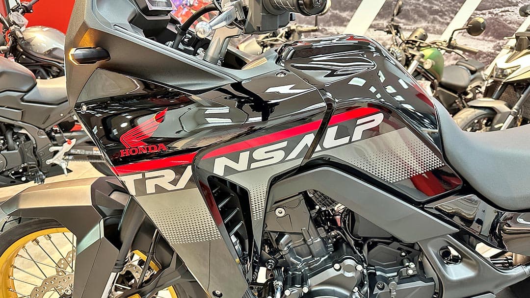 Honda Transalp 750