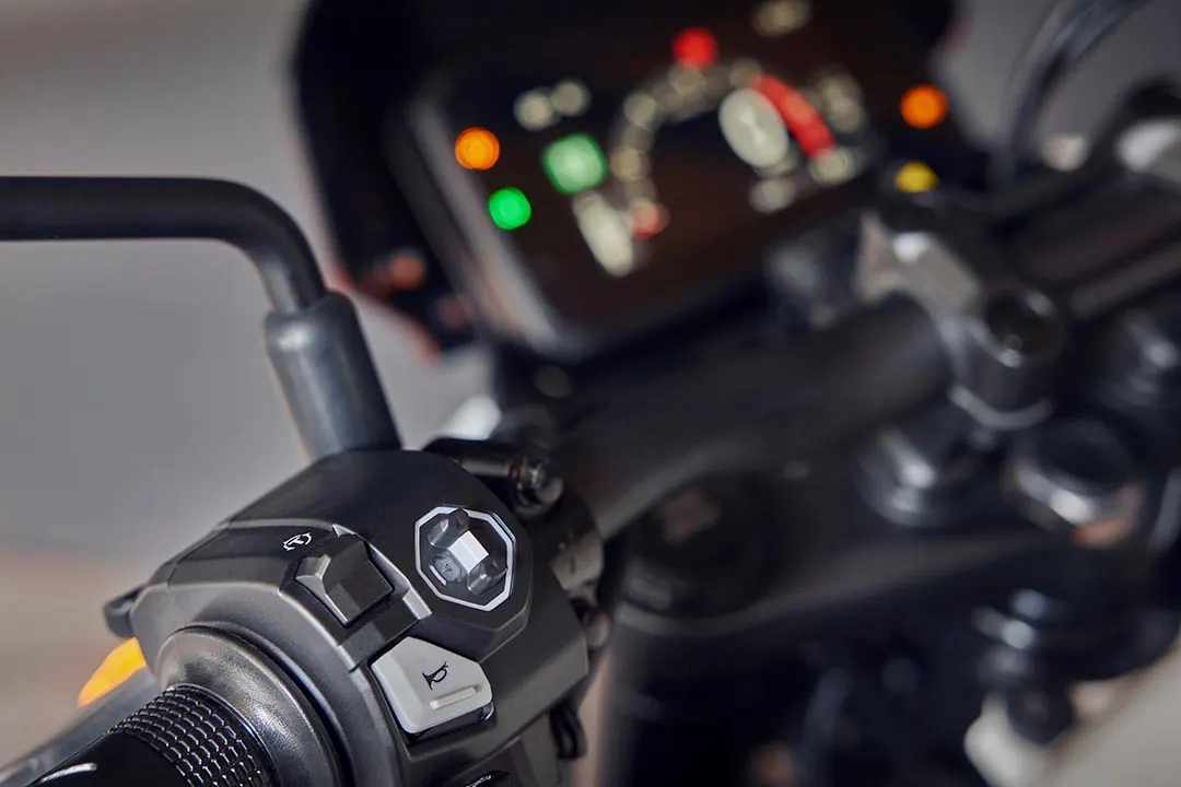 Honda Hornet 500 (CB500F)