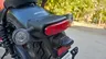 Parte trasera de la Honda Rebel 500 Special Edition con piloto e intermitentes led