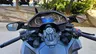 Vista del salpicadero, manillar y controles de la Honda Gold Wing DCT negra