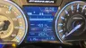 Cuadro de instrumentos digital y analógico de una Honda Forza 125 mostrando velocidad, revoluciones, consumo y temperatura.
