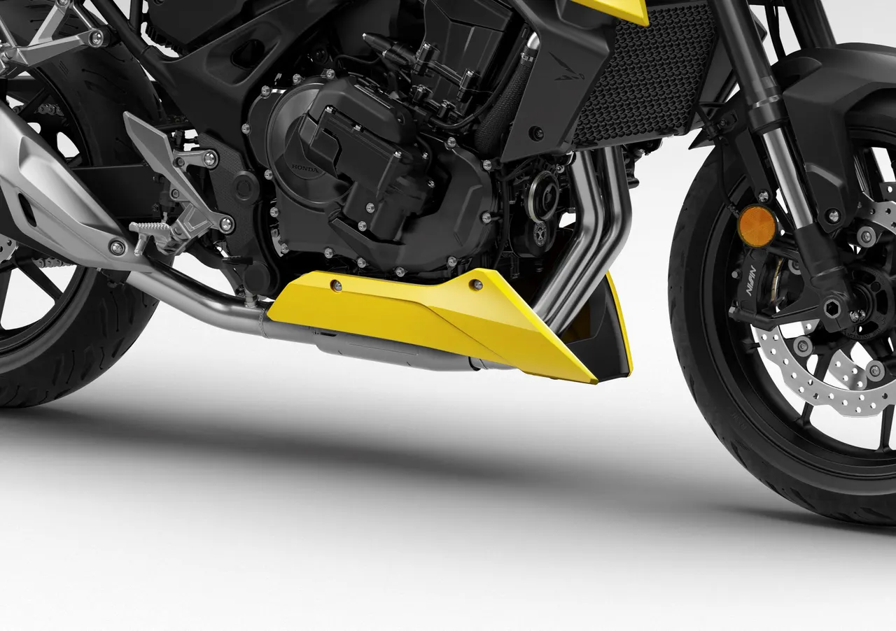 Motor y quilla amarilla de Honda CB750 Hornet