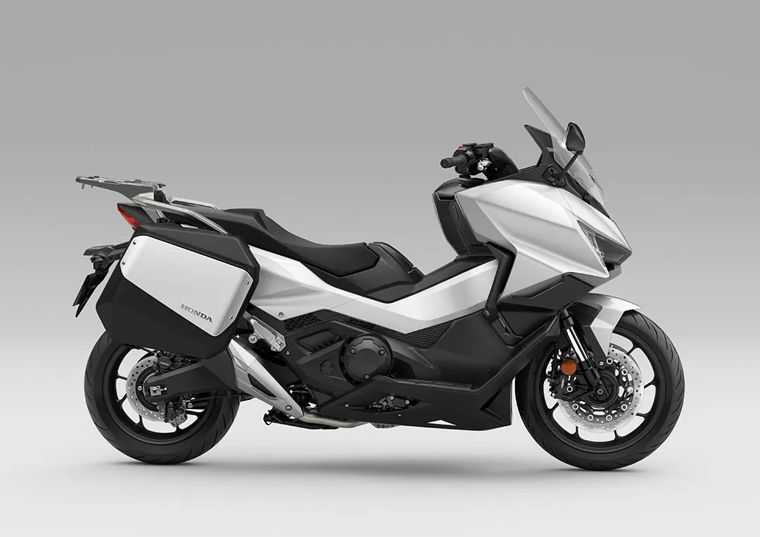 Honda Forza 750