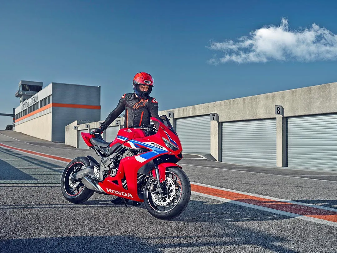 Honda CBR650R