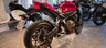 Honda CB650R roja vista trasera