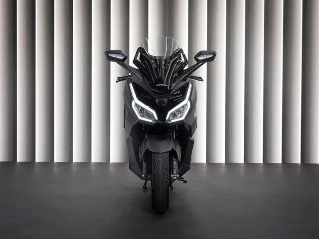 Honda Forza 125