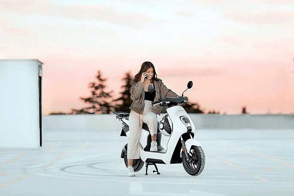 Honda EM1