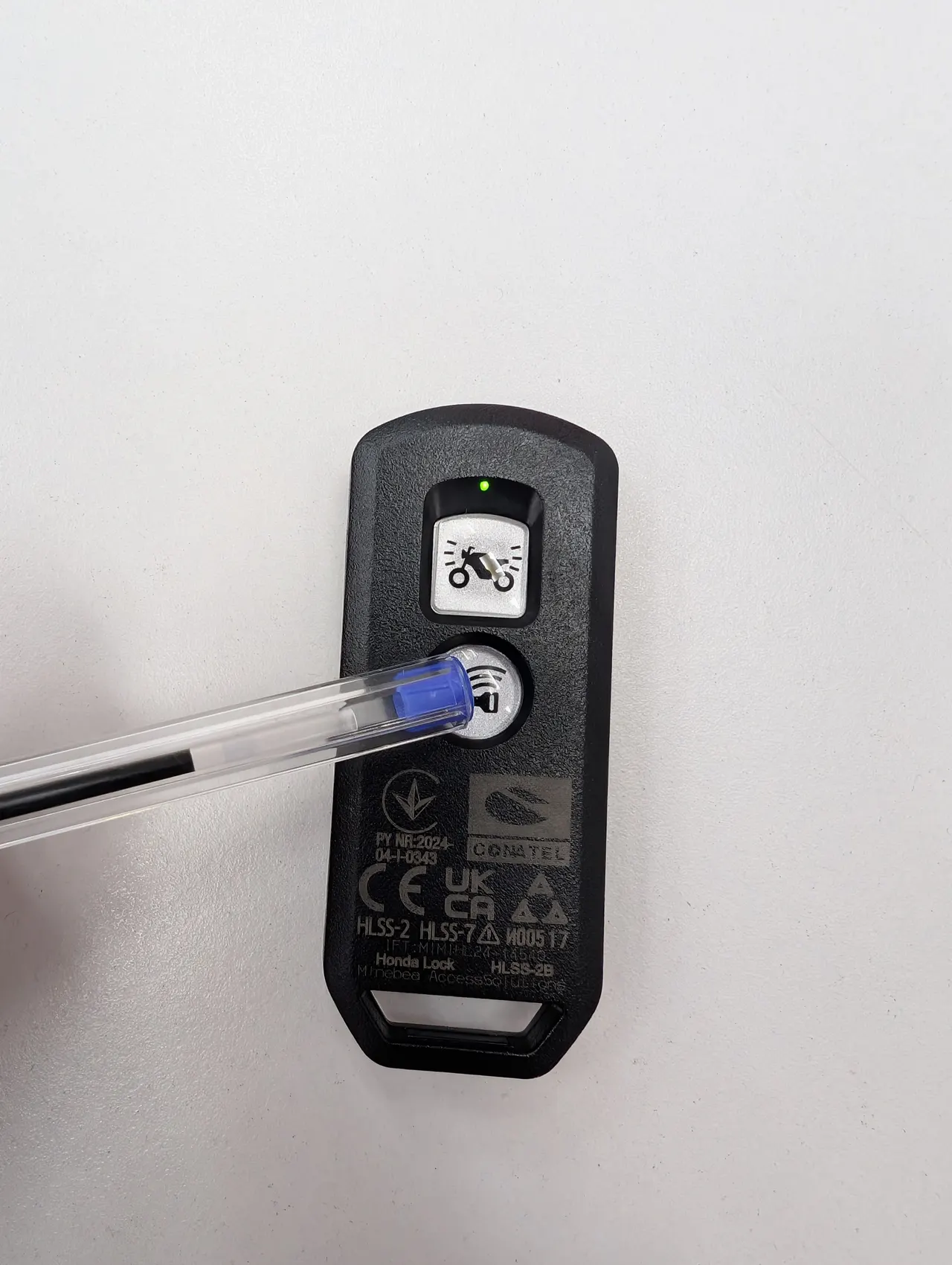Mando Honda Smart Key activado con led en color verde