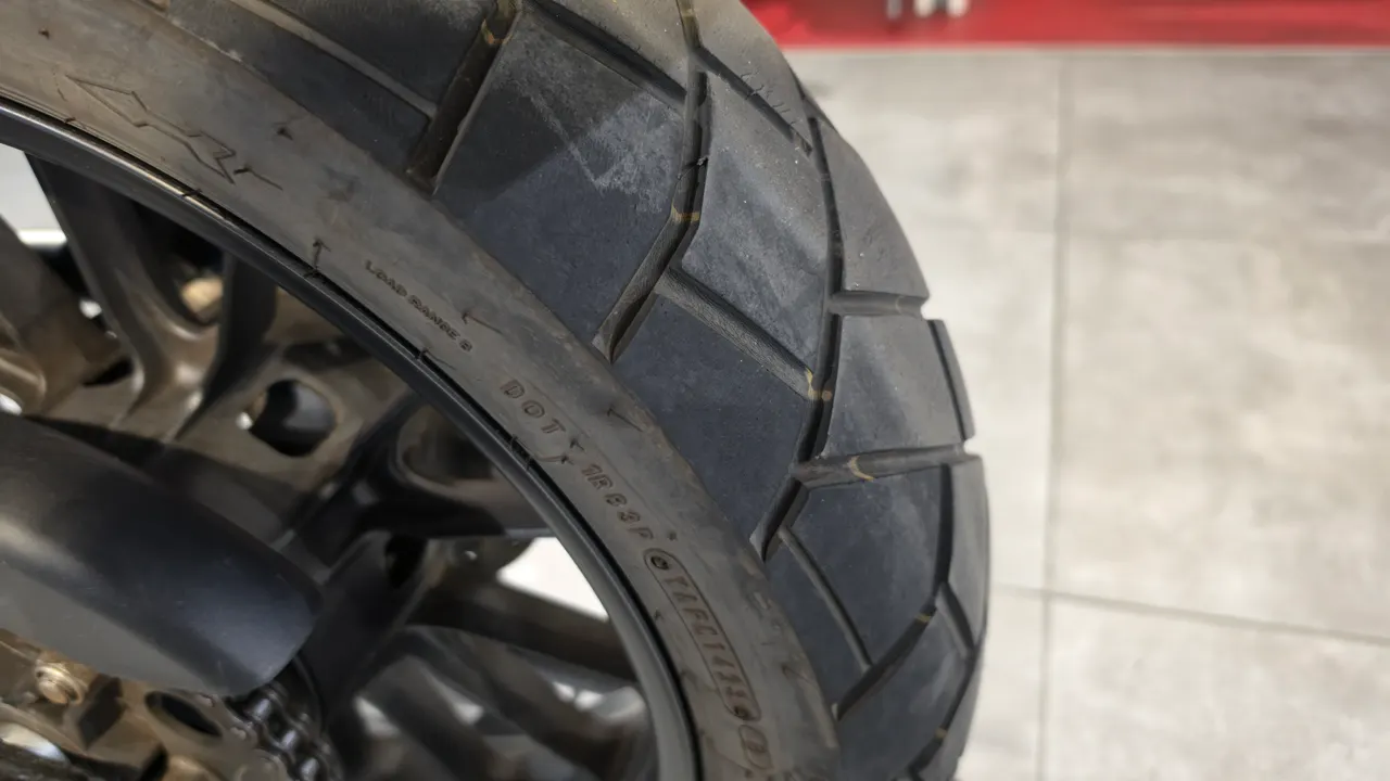 Neumático de moto Honda CL500