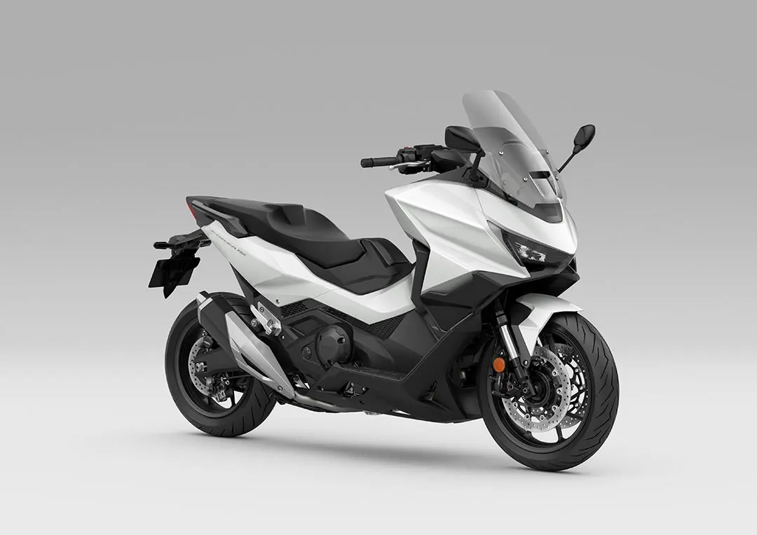 Honda Forza 750 2026 Blanco Glare Perlado
