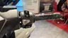 Detalle del manillar de una Honda Forza 125 con controles