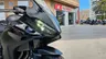 Honda CBR 500R negra en concesionario