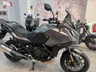Honda NC750X gris en concesionario