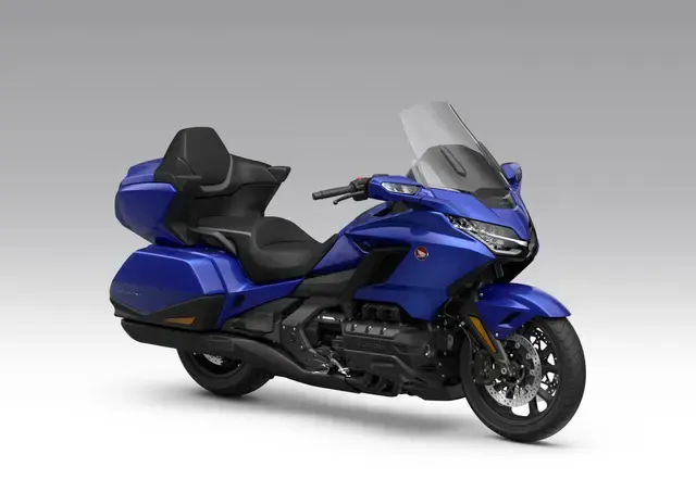 Honda Gold Wing Tour 2027 en acabado azul metalizado, vista lateral