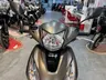 Frontal Scooter Honda Vision 110 color marrón metálico mate
