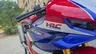 Moto Honda CBR1000RR-R Fireblade SP roja, blanca y azul