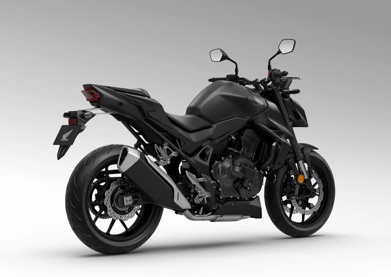 Honda CB750 2027 Negra vista trasera