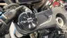 Detalle del amortiguador Showa SFF-BP en la horquilla de una Honda CBR650R