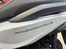 Emblema Forza en scooter Honda Forza 125 blanco