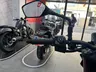 Manillar y espejo retrovisor de Honda CB750 Hornet en exposición