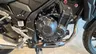 Detalle del motor de una moto Honda NX500