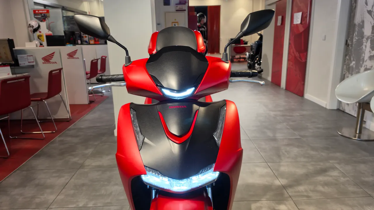 Scooter Honda SH 125 de segunda mano