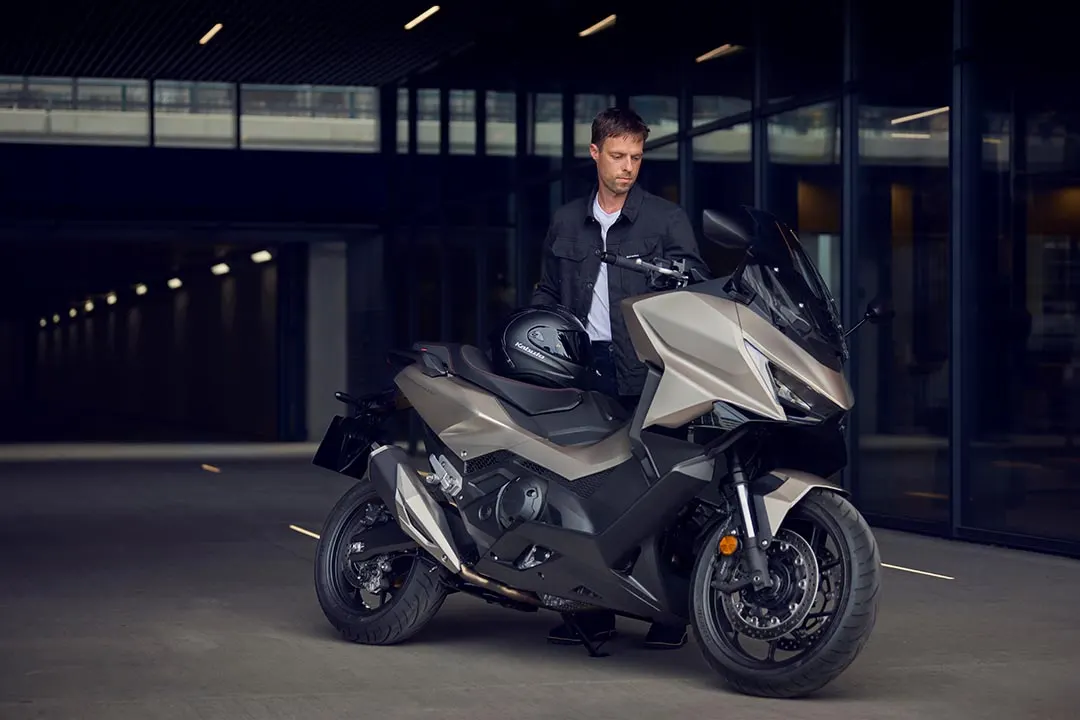 Honda Forza 750