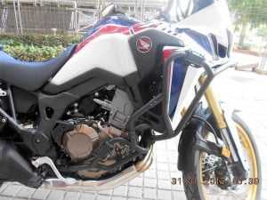 defensas protege motor inferiores givi TN1144 honda africa twin 