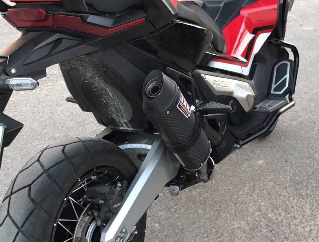 Escape IXIL OH6059VCG Slip On Honda X-ADV silencioso HEXOVAL XTREM CARBONO