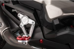 Estribo abatible Lightech FTRHO007ROSW Honda X-ADV Rojo