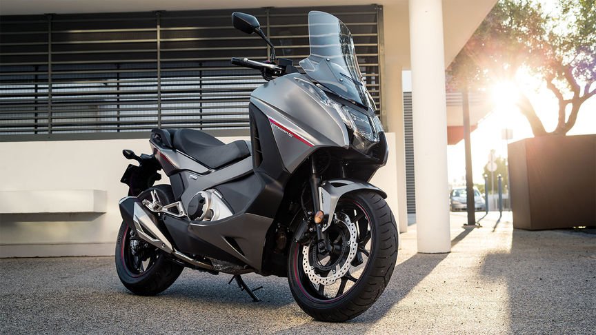 Maxi Scooter Honda Integra Sport 750 ▷ Honda Forza 750 2025