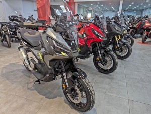 colores honda x adv 2024