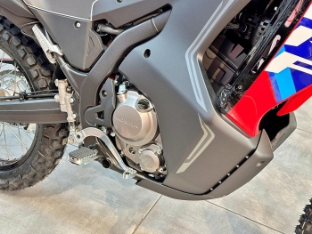 cubre carter de plastico para la nueva crf300 rally
