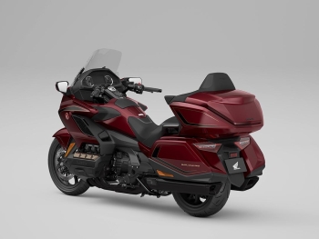 Honda Goldwing Tour 2025 R337 Rojo Bordeaux Metalizado
