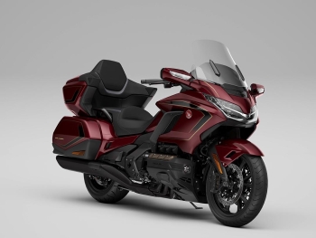 Honda Goldwing Tour 2025 R337 Rojo Bordeaux Metalizado edicion especial que celebra el 50 aniversario de la honda goldwing