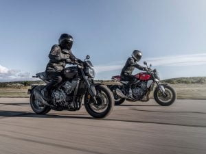 diferencias-cb1000r-black-edition-y-cb1000r-2021