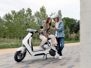 Honda EM1