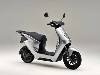 Honda EM1 plata