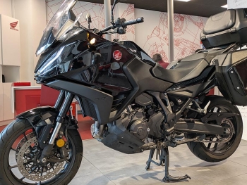 https://www.hondamotovalencia.es/producto/nt1100-ocasion/