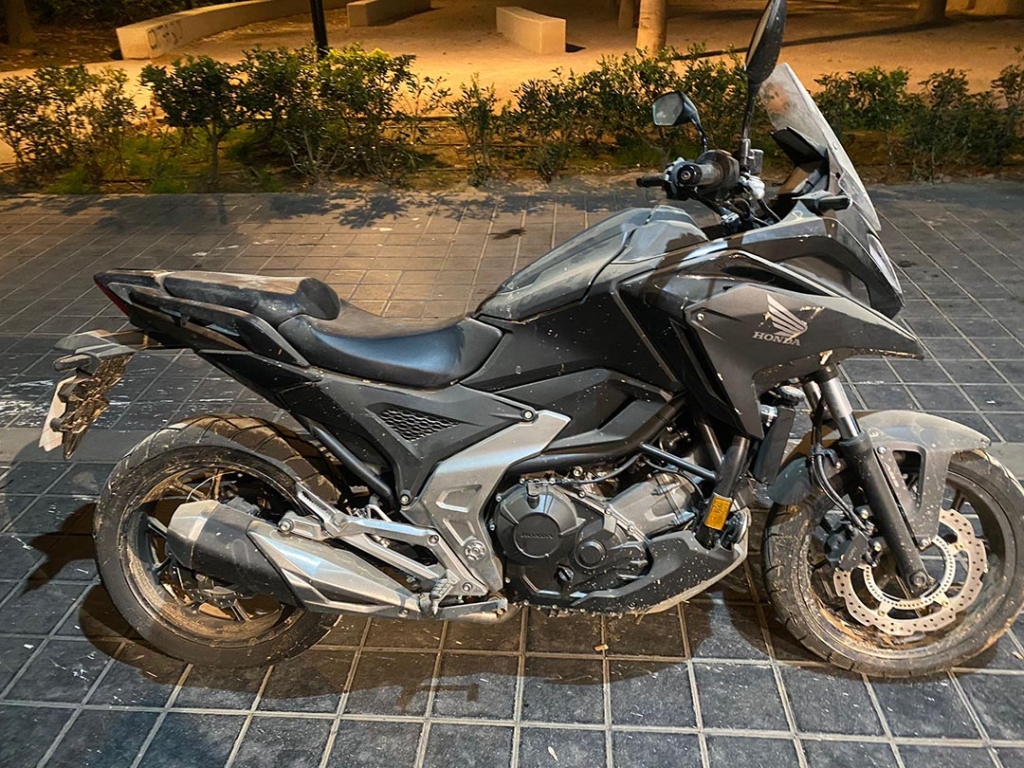 como limpiar una moto de barro