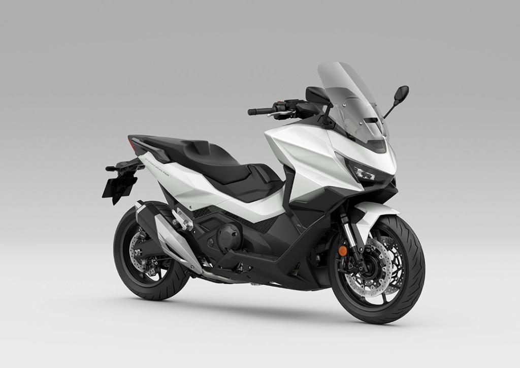 Honda Forza 750 2026 Blanco Glare Perlado
