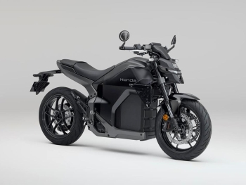 Honda WN7 en color negro mate